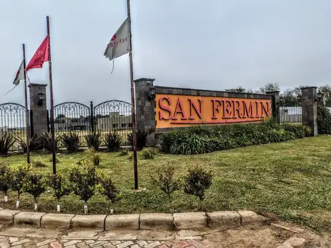 VENTA  CASA  CONDOMINIO SAN FERMIN PONTEVEDRA