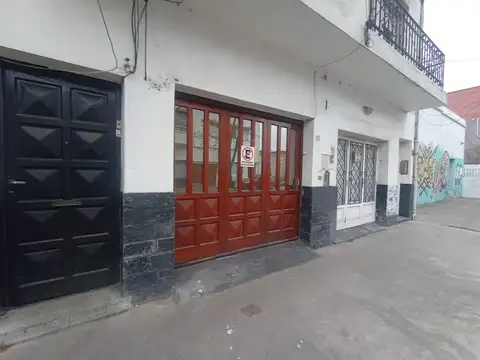 ALQUILER PH 2 AMB - PATIO - ZONA DORREGO Y ALBERTI