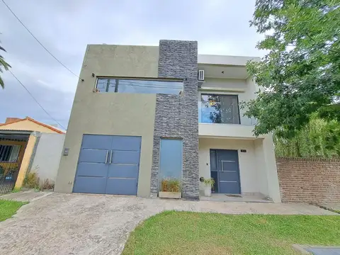 CASA EN VENTA 
