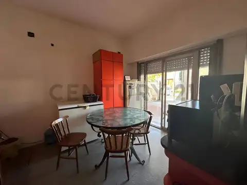 Casa 4 ambienes Villa Luzuriaga