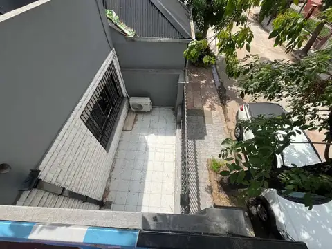 VENTA CASA 3 AMB LINIERS IMPERDIBLE