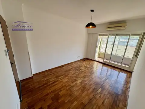 3 amb con Balcón corrido!