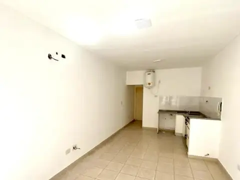 ALQUILER DEPARTAMENTO DOS AMBIENTES CON PATIO Y COCHERA