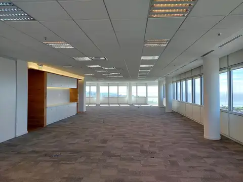 Av. Libertador  al 100