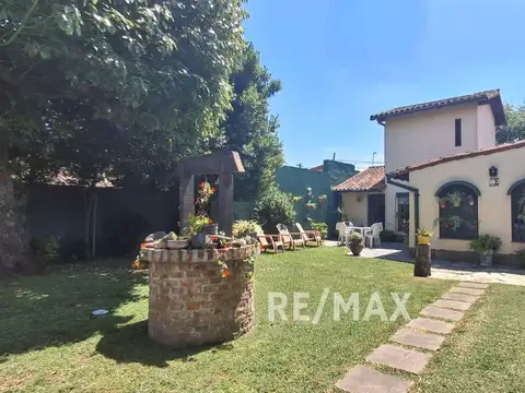 VENTA CASA 4 AMBIENTES, LOS POLVORINES CON JARDÍN