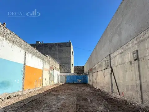 Terreno en Venta 26  mts Fondo