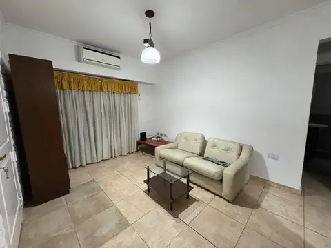 Casa en Alquiler en Ituzaingo, $ 850.000