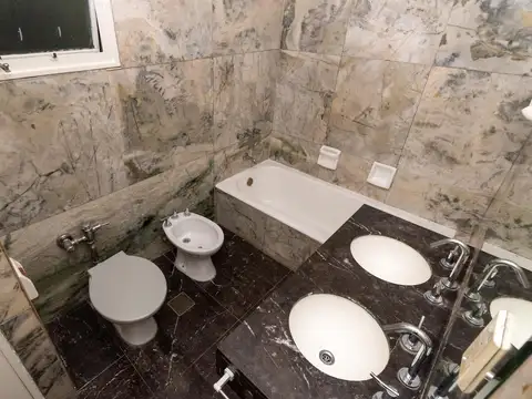 Departamento 4 ambientes con 3 baños