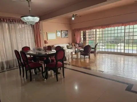 Casa en Venta al Oeste