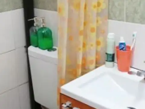 Depto Tipo Casa 3 ambientes con 2 baños