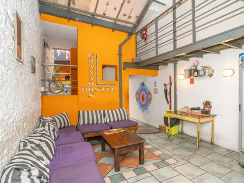 Hotel en Venta 82 años