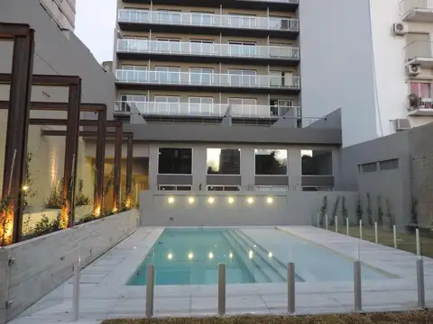 Excelente depto c/cochera en edificio con amenities