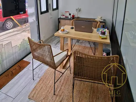 Local en Alquiler en Bernal, $ 900.000