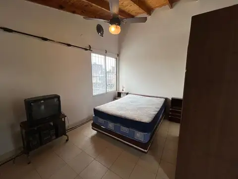Alquiler de Departamento Tipo Casa Monoambiente con Patio ? Parque Avellaneda