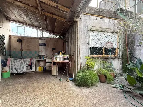 Depto Tipo Casa en Venta de 4 ambientes