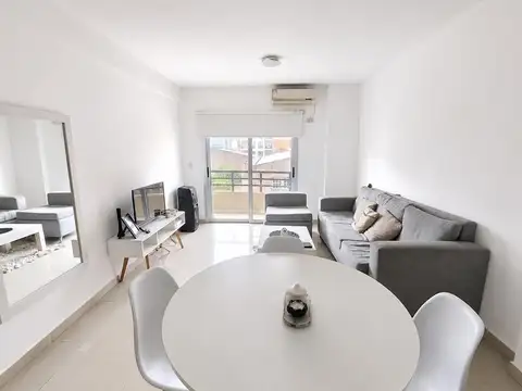 H. Yrigoyen 700, Piso 3