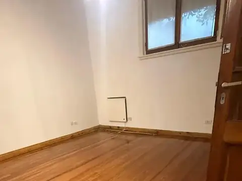 Depto Tipo Casa en Venta 40 años