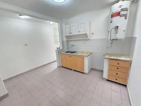 Depto Tipo Casa en Alquiler en Villa Maipú, $ 530.000