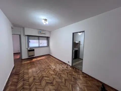 MANUEL TRELLES AL 800 - 40 M2 IMPECABLE COCINA COMEDOR