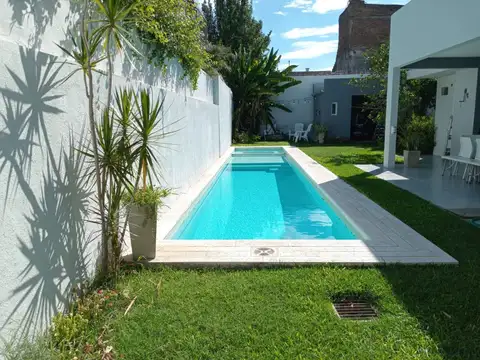 EXCELENTE 4 AMBIENTES- PILETA