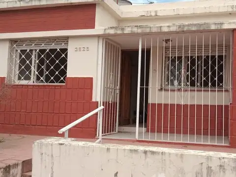 VENTA CASA A REFACCIONAR. OPORTUNIDAD DE INVERSION