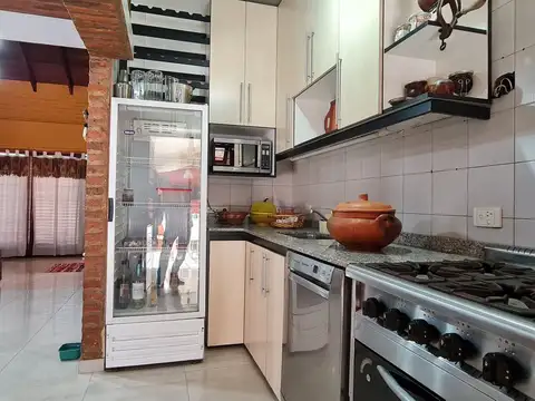 VENTA CASA QUINCHO PILETA RANELAGH BERAZATEGUI