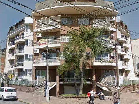 Jujuy 3205 esquina Peru 2810