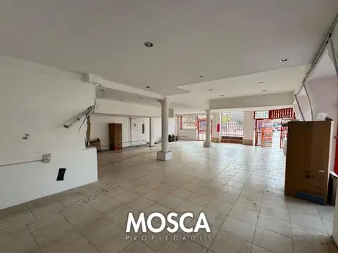 Local en Alquiler en Moreno, $ 6.000.000