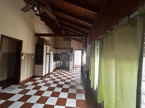 VENTA PH 5 AMB - BALCON - PATIO /PARRILLA - LANÚS