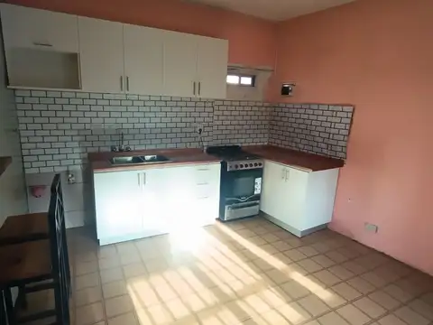 Depto Tipo Casa en Alquiler de 2 ambientes
