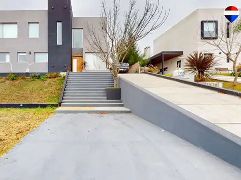 Casa en Alquiler de 3 dormitorios