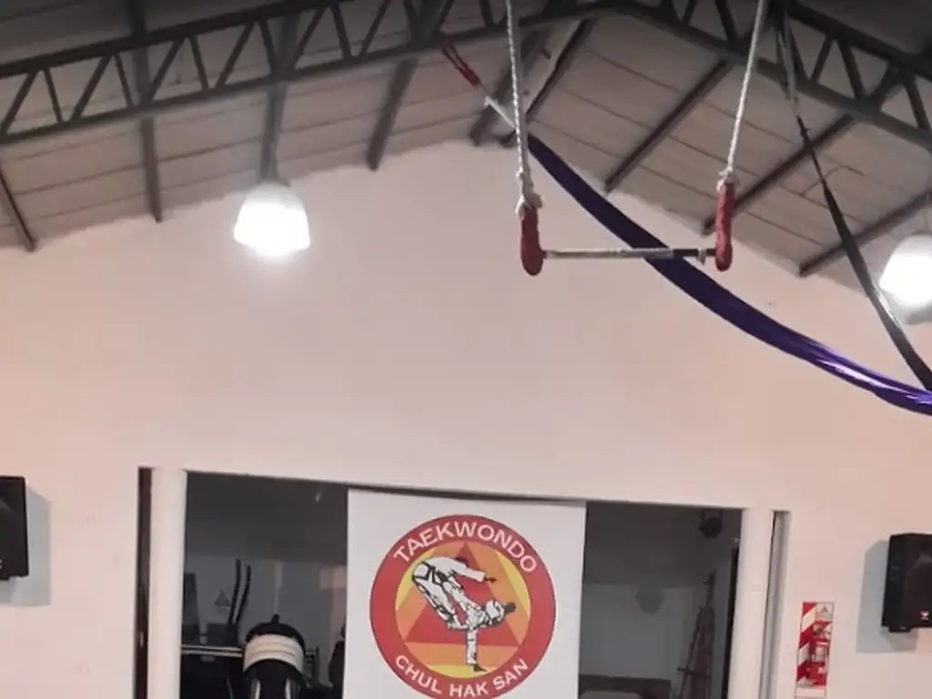 Actividades deportivas futbol, tenis, basquet, hockey en El Remanso