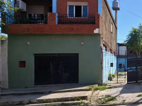 VENTA- Local Comercial + 2 Viviendas sobre Lote de 350 m² | González Catán