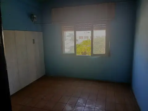 VENTA- Local Comercial + 2 Viviendas sobre Lote de 350 m² | González Catán