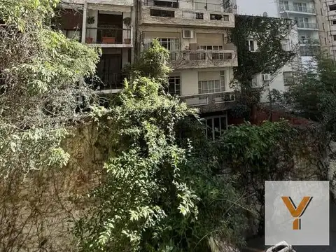 República Árabe Siria entre Juan Francisco Seguí y Av. Cerviño