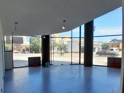 Local en Alquiler en Barrio San Pedro, $ 650.000