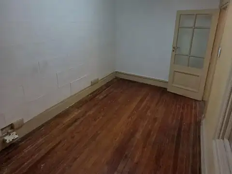 Depto Tipo Casa en Alquiler 100 años
