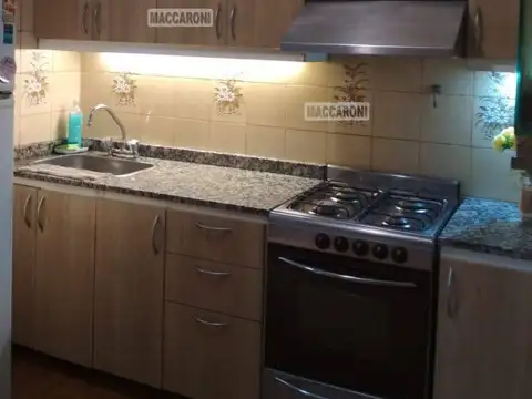 Depto Tipo Casa 5 ambientes con 1 baño