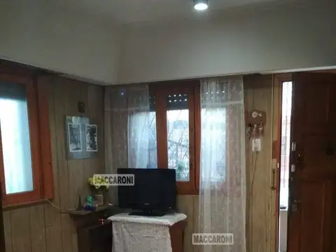 Depto Tipo Casa en Venta de 4 dormitorios