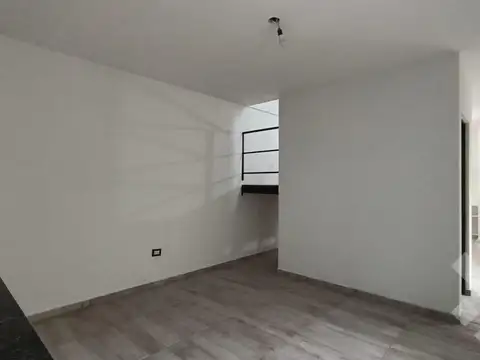 Depto Tipo Casa en Alquiler 2 años