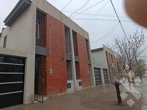 Depto Tipo Casa en Alquiler de 2 dormitorios