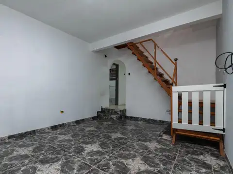 Depto Tipo Casa en Venta de 3 dormitorios