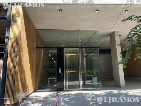 Venta Departamento 3 ambientes Coghlan con balcón