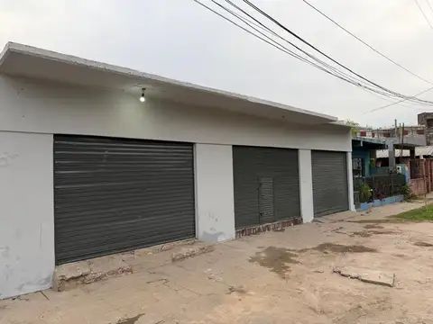 CASA 3 AMBIENTES + LOCALES COMERCIALES INGENIEROS ALLAN