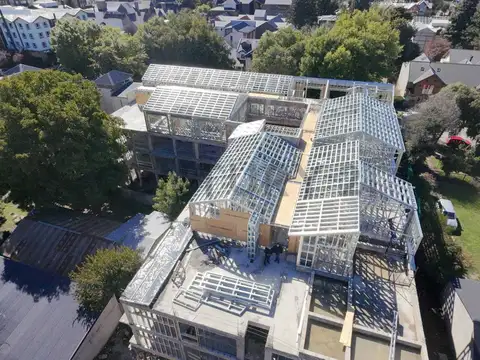 VENTA DEPARTAMENTO SAN MARTIN DE LOS ANDES . DESARROLLO EN POZO -2 AMB C/BALCON