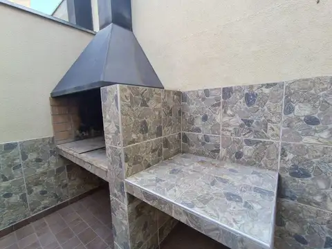 Depto Tipo Casa en Venta 12 años