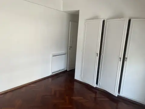 Piso Alto - Super Vista !  Muy Luminoso. Contrato 2 Años