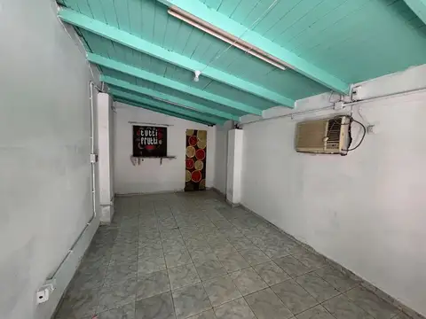 Local en Alquiler en Santa Rosa, $ 300.000