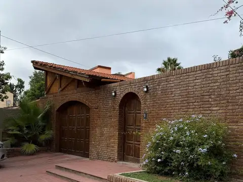 EXCLUSIVA CASA APTA CRÉDITO EN CARRODILLA