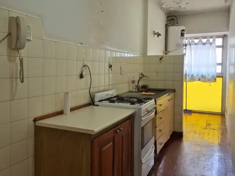 Departamento en Alquiler en Caseros, $ 680.000